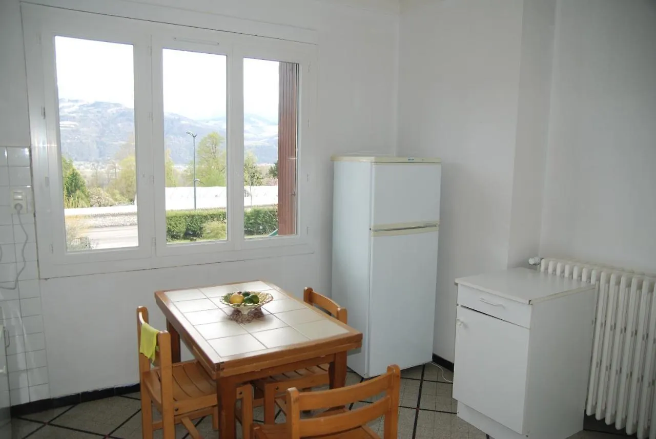 Spacious Home At The Heart Of Saint Ismier